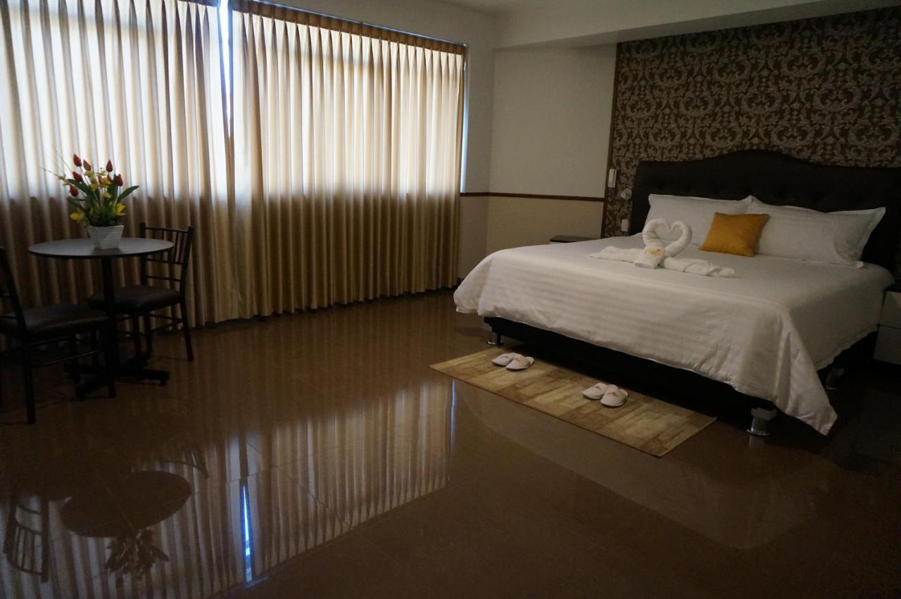 Hotel Costa Riviera Mala Kültér fotó