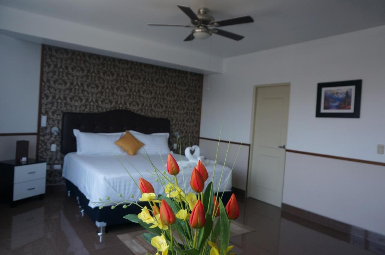 Hotel Costa Riviera Mala Kültér fotó